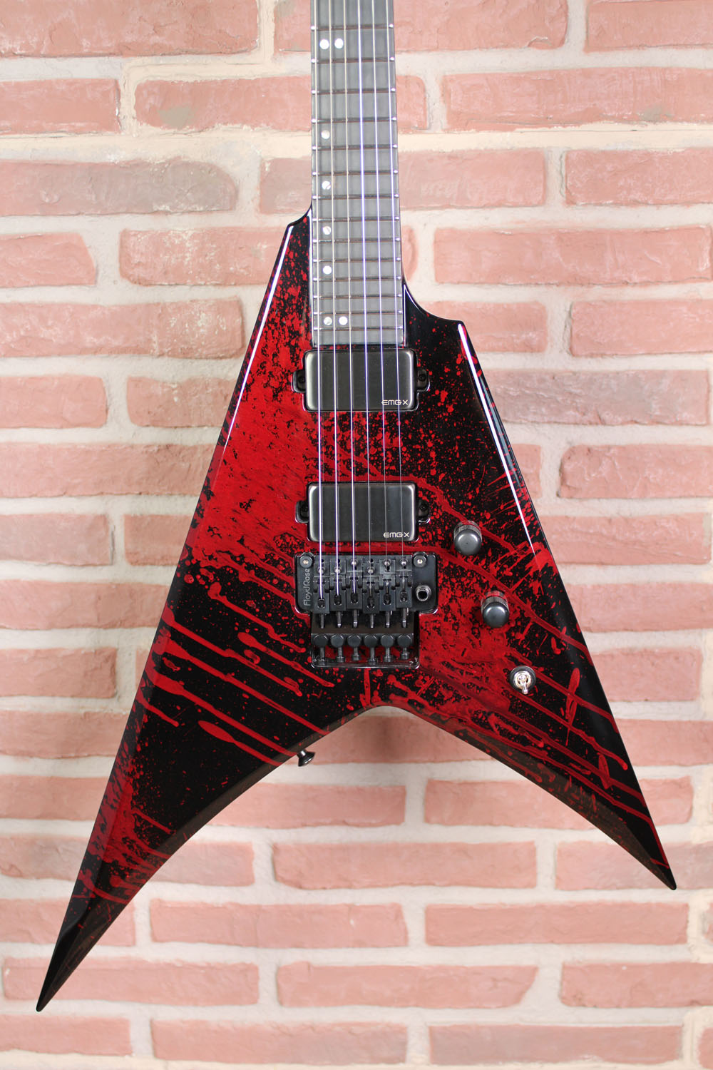 USA V-II FR SC EMG  Blood Splatter